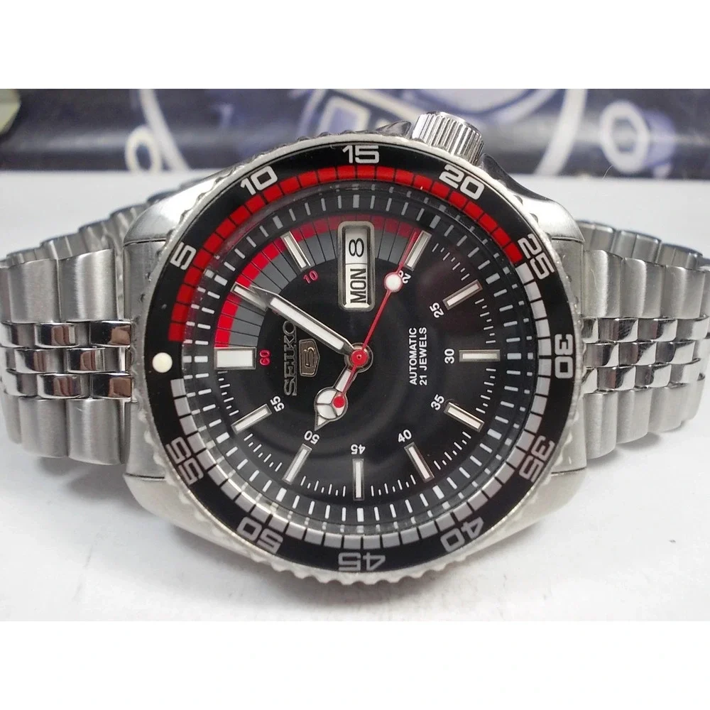 SEIKO SCUBA DIVERS SKX007 AUTO MENS WATCH 7S26-0020 'BLACK SEIKO 5' (SN 6N1065)